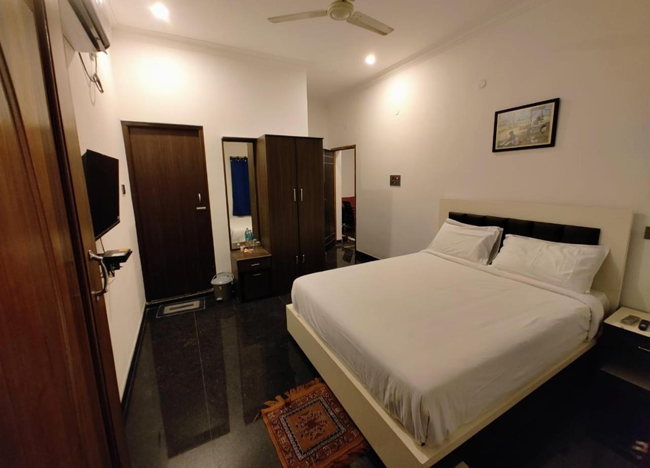 Dkv Beach View Bahur Экстерьер фото